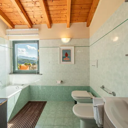 Penthouse * Luino